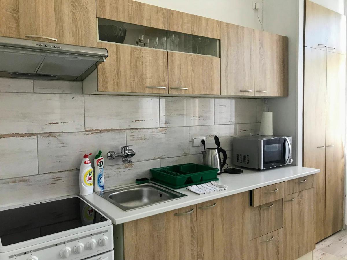 OpočnoApartman Na Namestiアパートメント エクステリア 写真