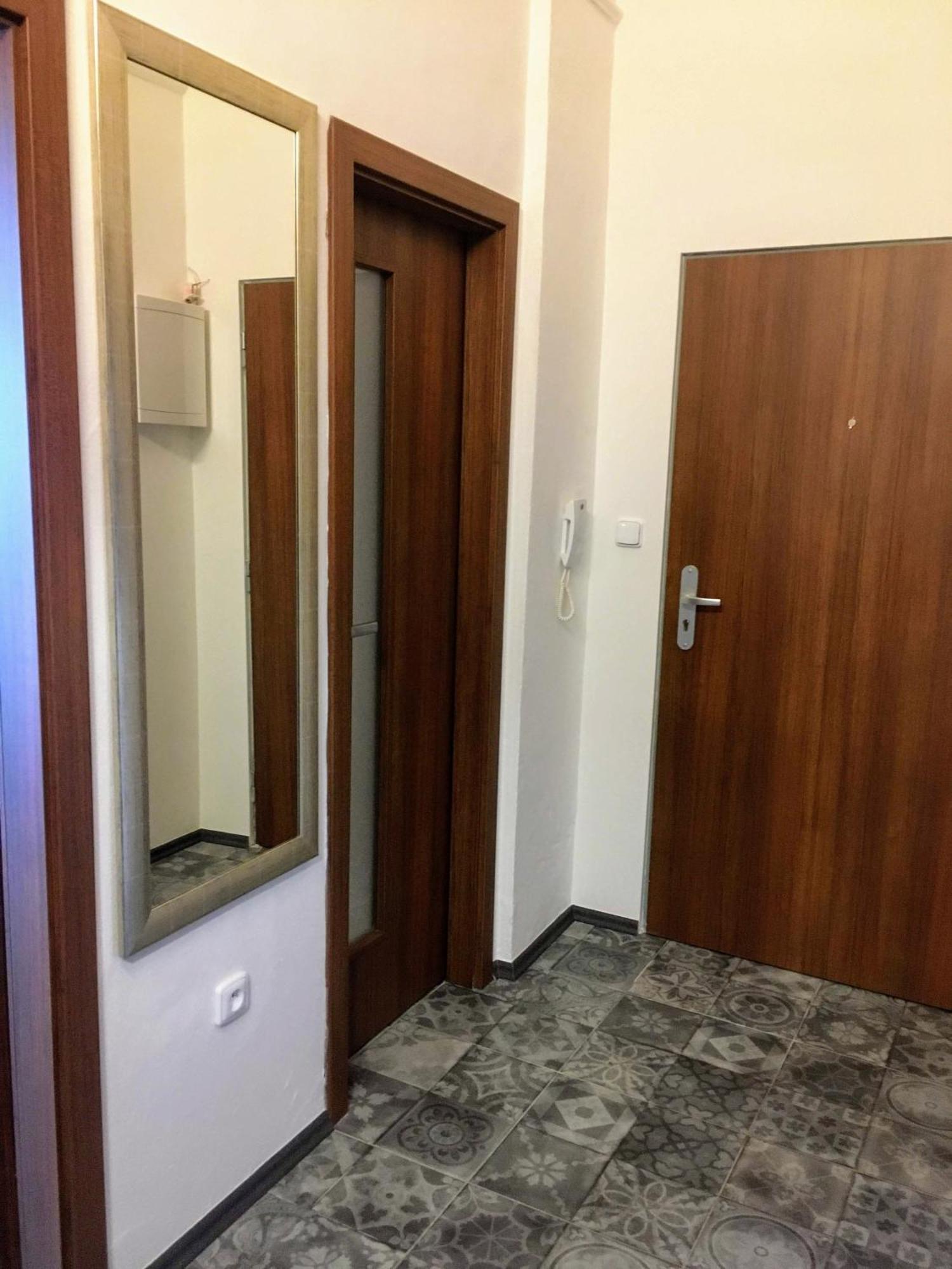 OpočnoApartman Na Namestiアパートメント エクステリア 写真
